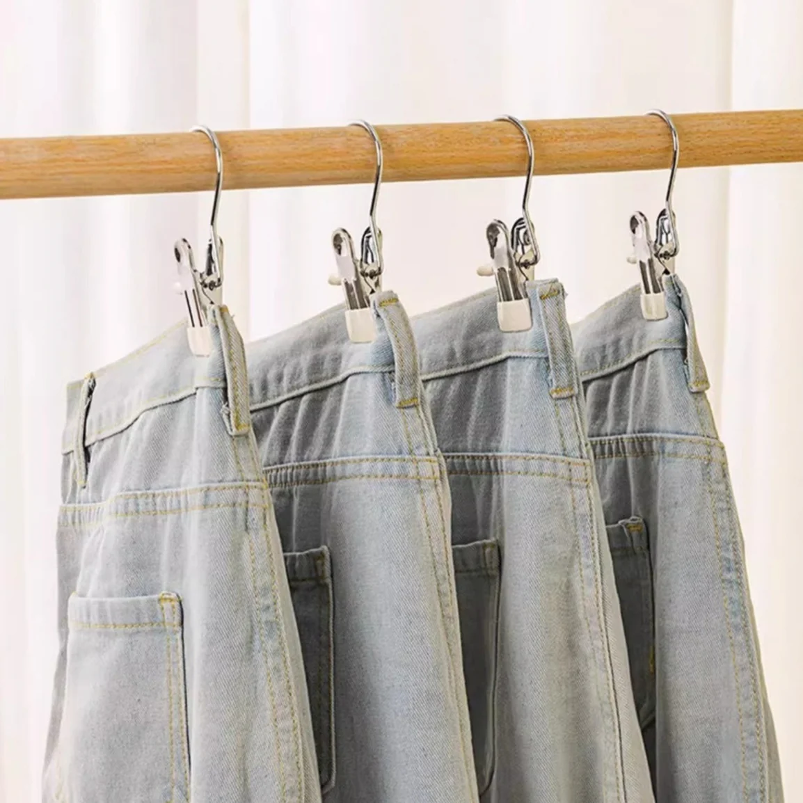 Closet Hanger Clips - Image 2