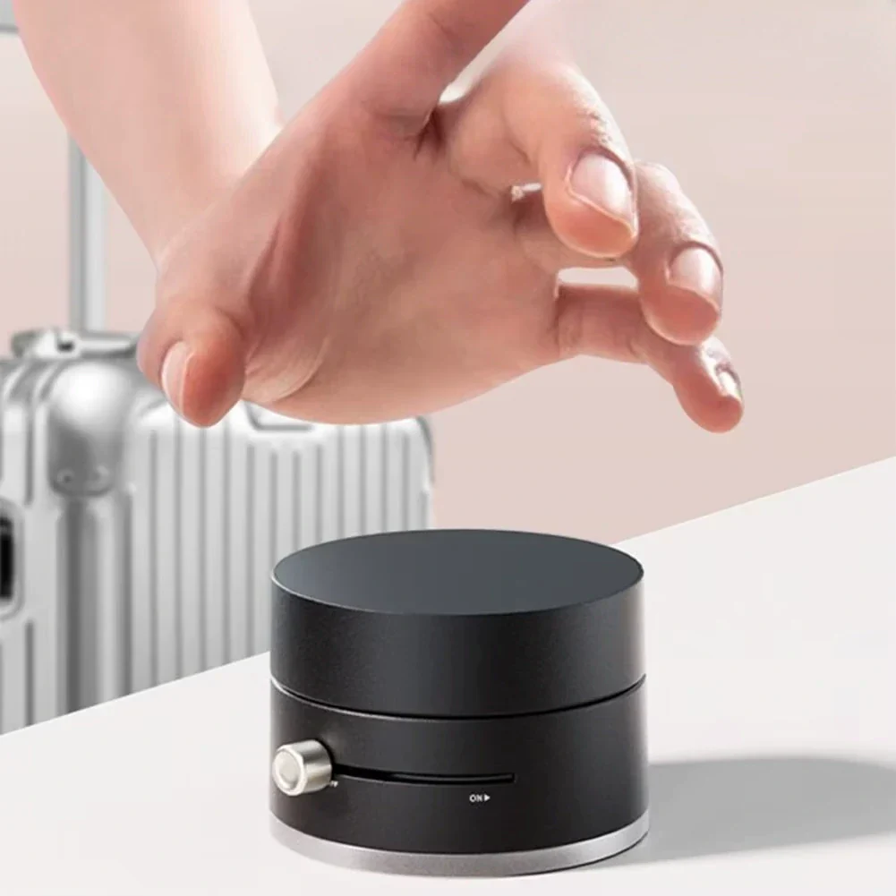 Magnetic Suction Phone Holder - Image 3