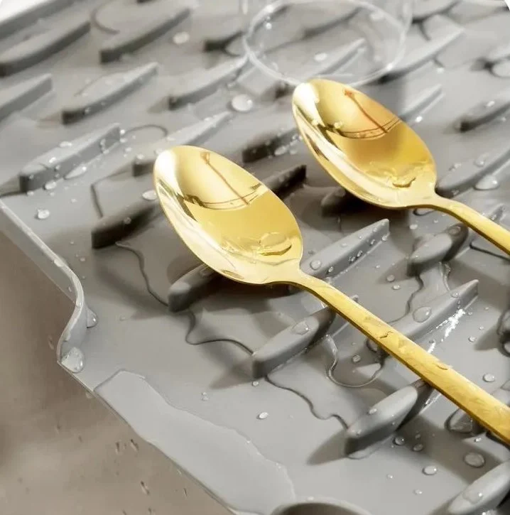 Silicone Kitchen Draining Mat - Image 5