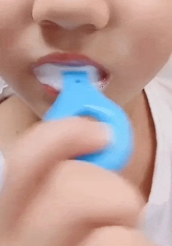 U-shaped Toothbrush - Image 2
